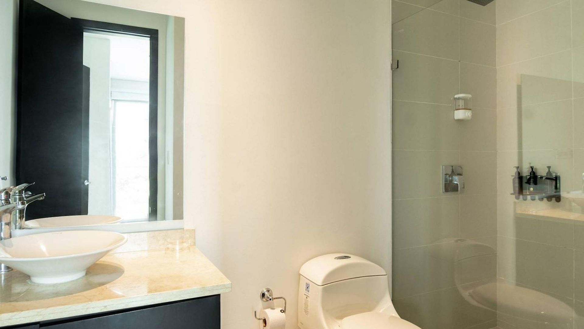 W* Prestigious 2br W Fantastic View In Ctg *
