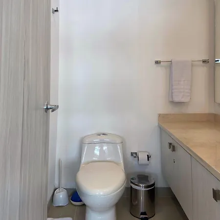 W* Prestigious 2br W Fantastic View In Ctg *