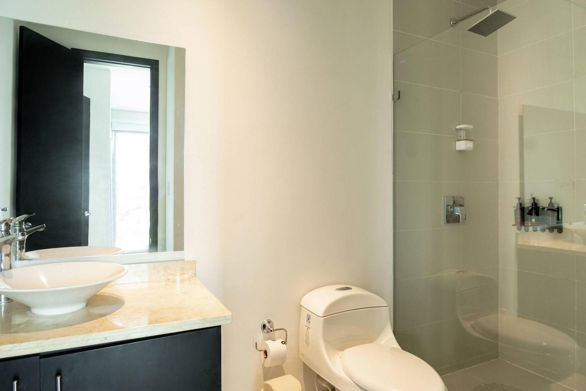 W* Prestigious 2br W Fantastic View In Ctg *